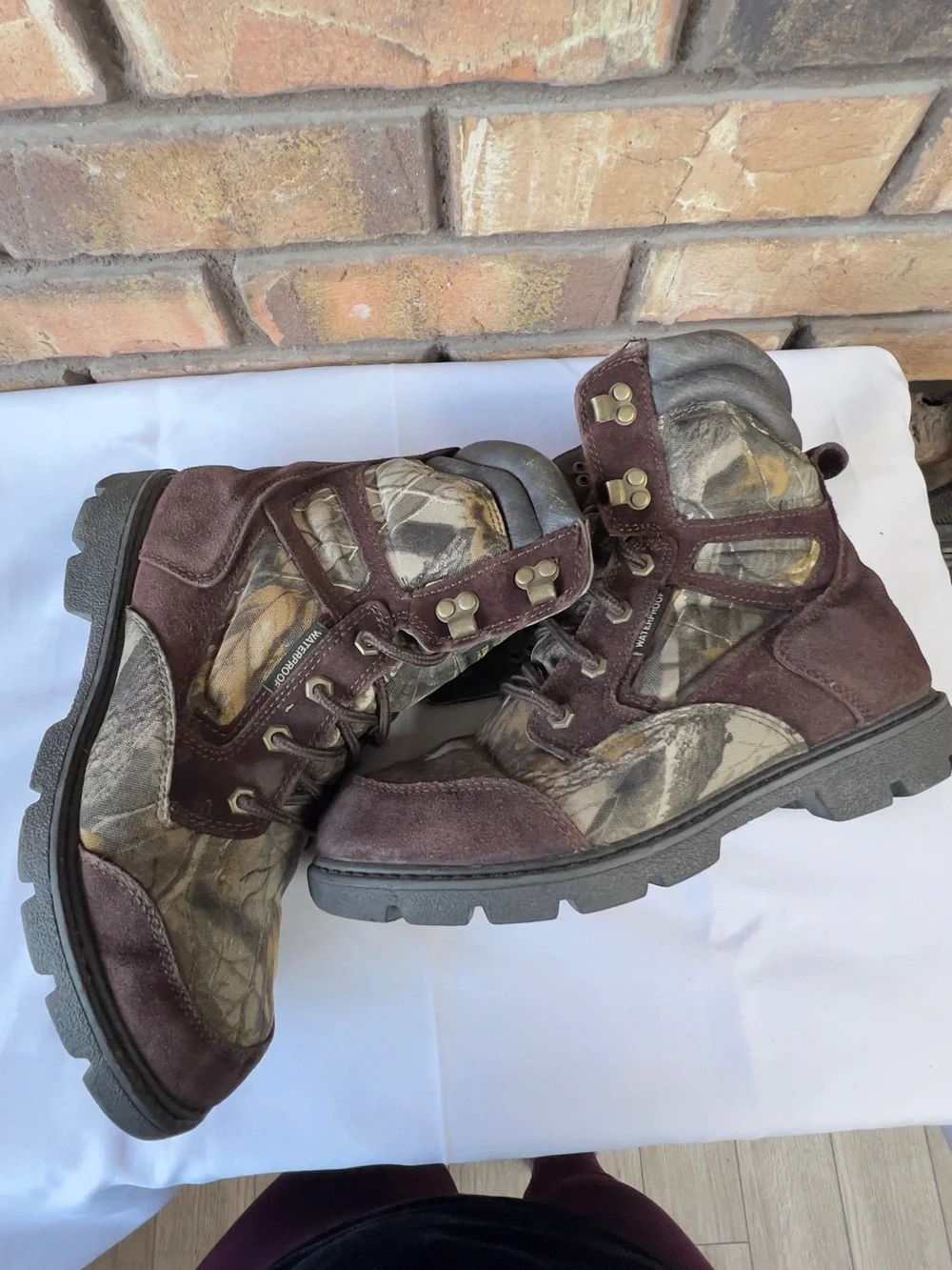 Realtree Camouflage Hunting Boots with Brown Suede Trim